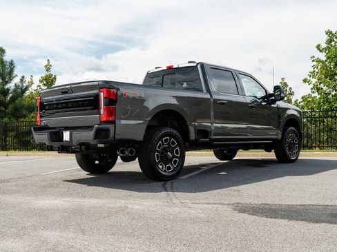 New 2026 Ford F250 Platinum w/ FX4 Off-Road Package AWD/4WD image 17
