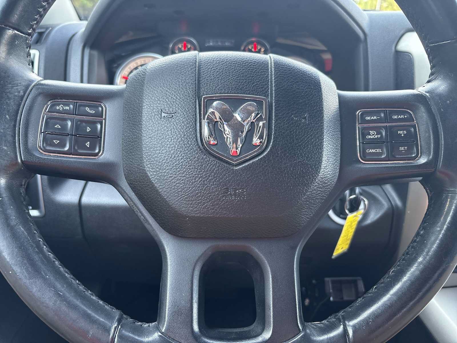 Used 2017 RAM 1500 Big Horn RWD image 10