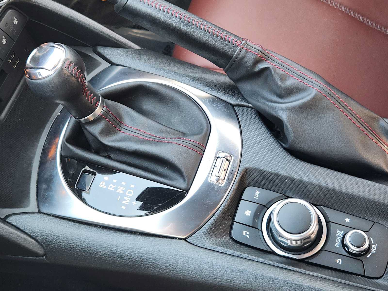 Used 2019 MAZDA MX-5 Miata RF Grand Touring RWD image 21