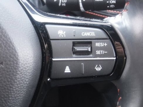 Used 2023 Honda HR-V Sport image 31