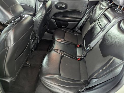 Certified 2018 Jeep Compass Latitude w/ Popular Equipment Group image 16