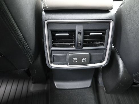 Used 2023 Subaru Forester Limited AWD/4WD image 32