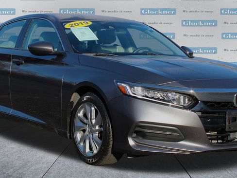 Used 2019 Honda Accord LX image 3