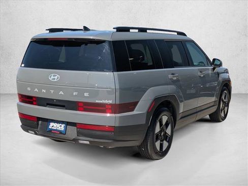 Used 2025 Hyundai Santa Fe SEL AWD/4WD image 5