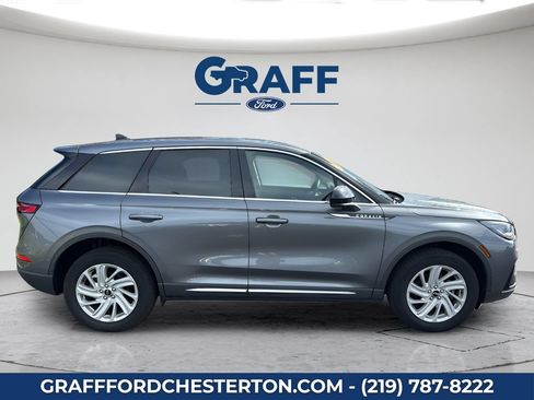 Used 2024 Lincoln Corsair AWD image 9