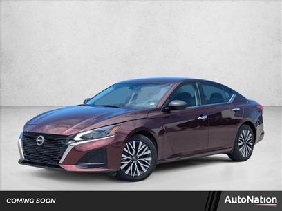 Used 2024 Nissan Altima 2.5 SV