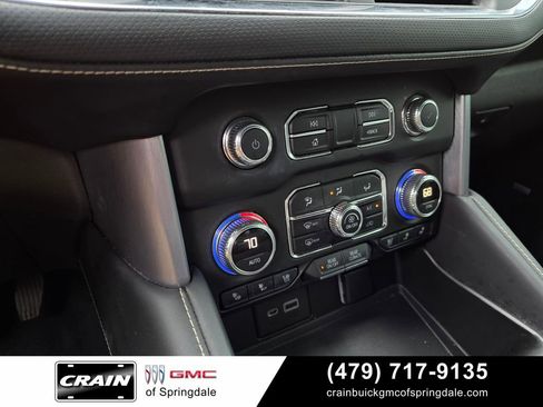 Used 2022 GMC Yukon SLT w/ SLT Premium Package AWD/4WD image 19