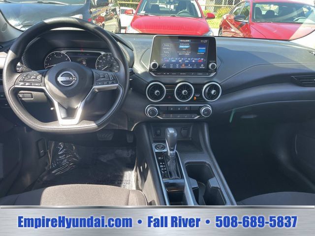 Used 2024 Nissan Sentra SV FWD image 14