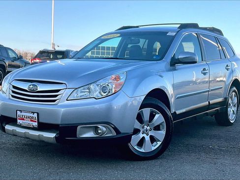 Used 2012 Subaru Outback 2.5i Limited w/ Moonroof Pkg image 1