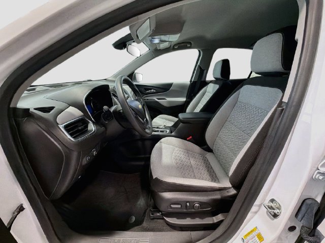 Used 2024 Chevrolet Equinox LT FWD image 17