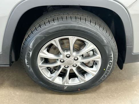 Used 2021 Jeep Cherokee Latitude Lux AWD/4WD image 5
