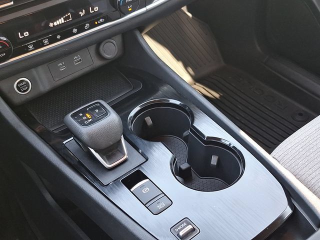 Certified 2023 Nissan Rogue SV FWD image 23