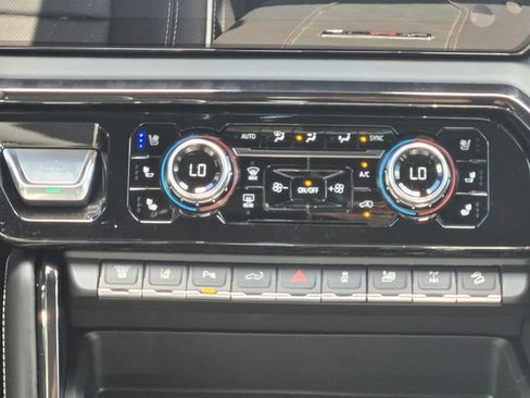 New 2026 GMC Sierra 2500 AT4X w/ AT4X AEV Edition AWD/4WD image 21