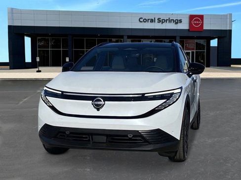 New 2026 Nissan Leaf Platinum+ w/ Cargo Package (Platinum+) FWD image 6