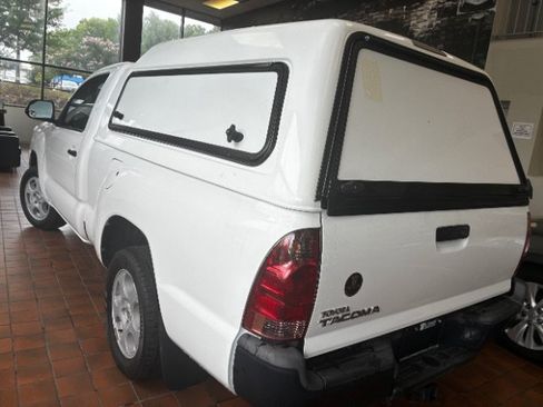 Used 2014 Toyota Tacoma 2WD Regular Cab image 6