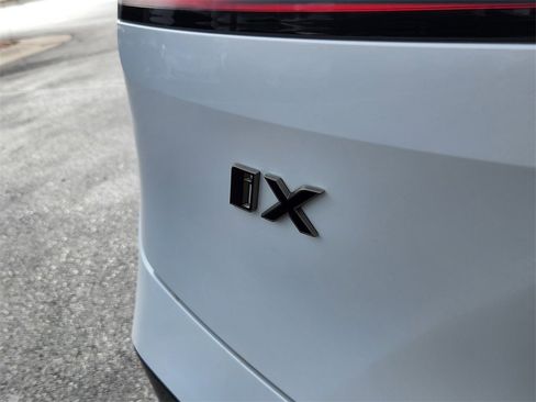 Certified 2025 BMW iX M60 image 50