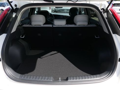 New 2025 Kia Niro EX Touring image 20