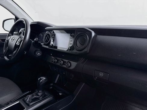 Used 2022 Toyota Tacoma SR RWD image 25