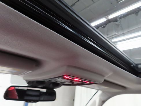 Used 2021 Toyota 4Runner Venture image 19