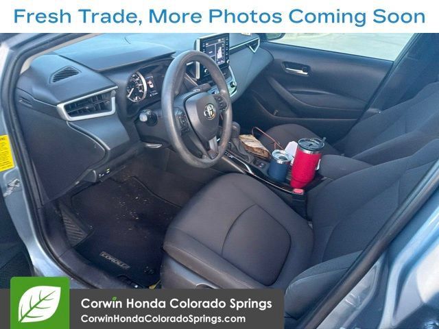 Used 2020 Toyota Corolla LE FWD image 9