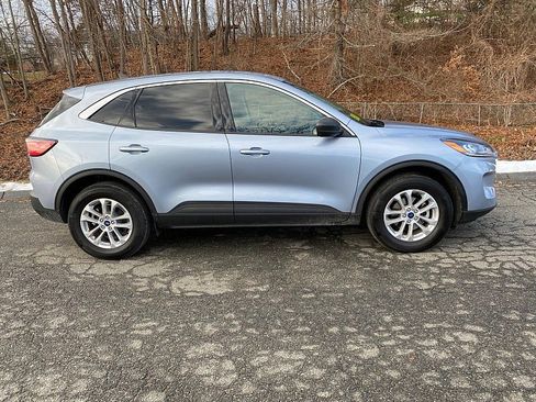 Used 2022 Ford Escape SE w/ Convenience Package image 5