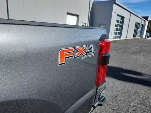 New 2026 Ford F250 Lariat w/ FX4 Off-Road Package image 16