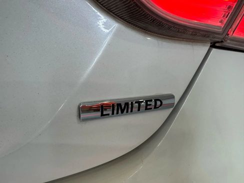 Used 2013 Hyundai Sonata Limited FWD image 8
