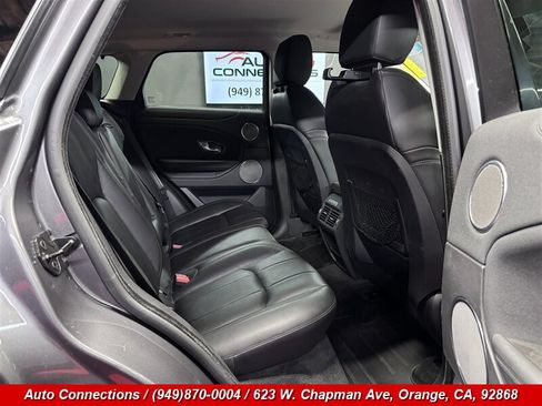 Used 2019 Land Rover Range Rover Evoque SE AWD/4WD image 8