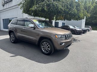 Used 2021 Jeep Grand Cherokee Limited image 1