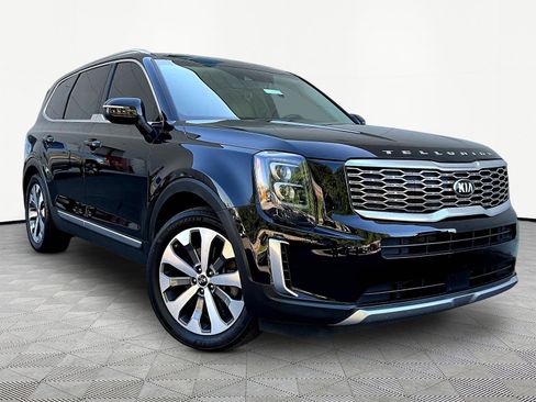 Used 2021 Kia Telluride EX w/ EX Premium Package AWD/4WD image 3