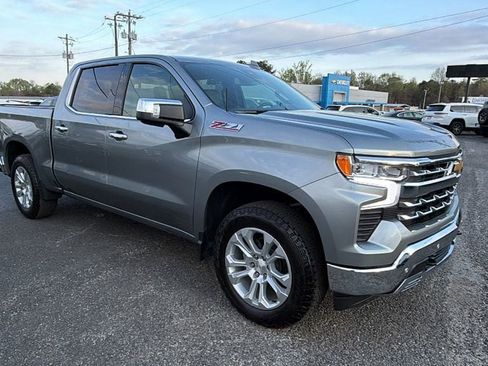 Used 2024 Chevrolet Silverado 1500 LTZ image 3