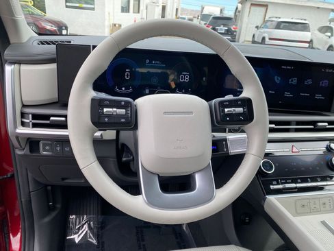 Used 2025 Hyundai Santa Fe SEL image 30