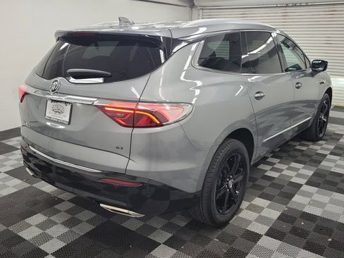 Used 2024 Buick Enclave Essence w/ Sport Touring Edition image 6