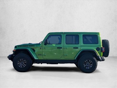 Used 2025 Jeep Wrangler Unlimited Rubicon image 9