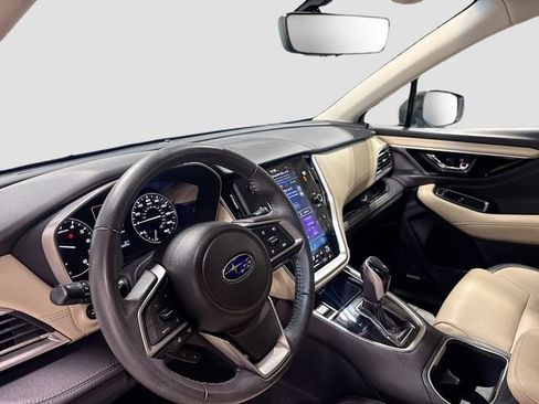 Used 2020 Subaru Outback Limited AWD/4WD image 11