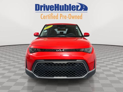 Used 2023 Kia Soul LX w/ LX Technology Package image 3