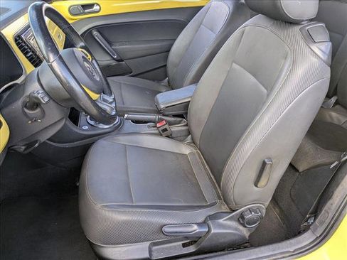 Used 2013 Volkswagen Beetle 2.5 image 13