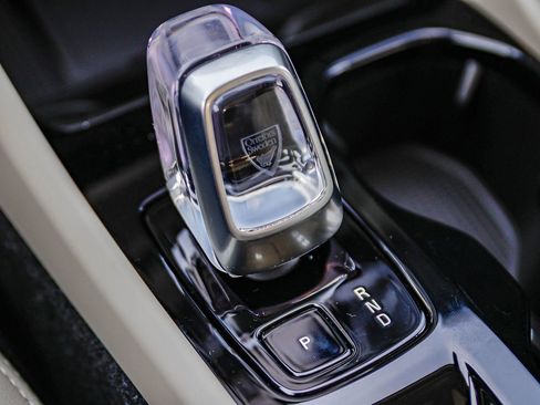 New 2026 Volvo XC40 B5 Plus w/ Protection Package Premier image 23