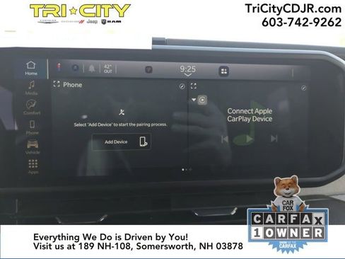 Used 2025 Jeep Wrangler Sport image 23