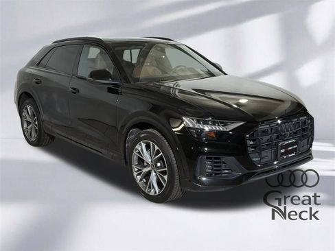 Used 2023 Audi Q8 Premium w/ Convenience Package AWD/4WD image 11