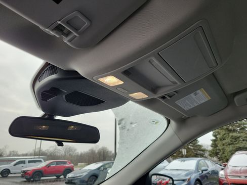 Used 2025 Ford Escape Active image 30