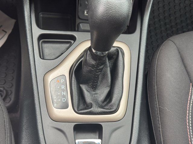 Used 2016 Jeep Cherokee 75th Anniversary FWD image 36