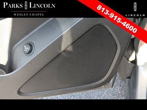Used 2019 Chevrolet Equinox LT image 18