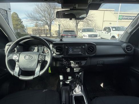 Used 2018 Toyota Tacoma SR w/ SR Convenience Package image 19