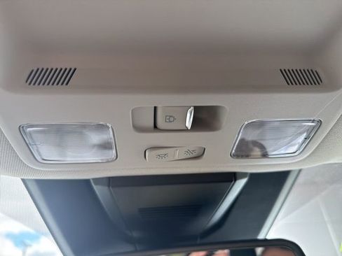 Used 2025 Ford Ranger Lariat w/ Trailer Tow Package image 36