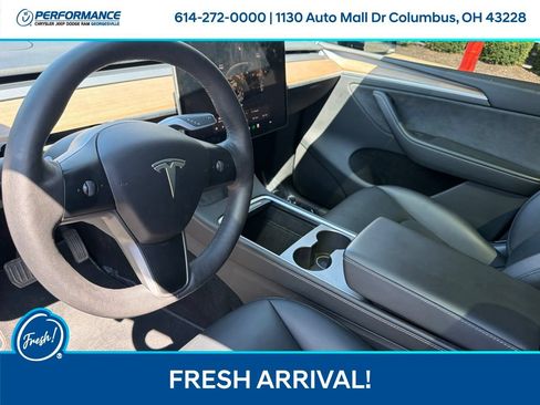 Used 2024 Tesla Model Y Long Range AWD/4WD image 10