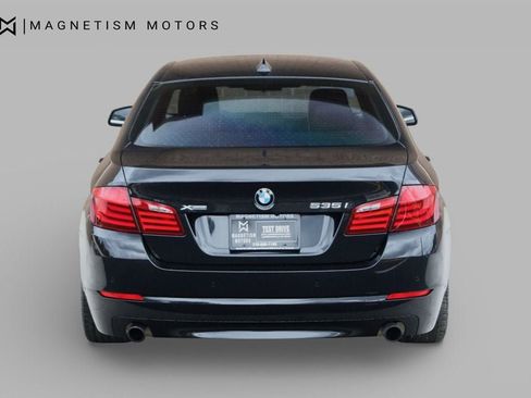 Used 2013 BMW 535i xDrive Sedan image 8