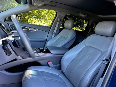 Used 2019 Lincoln Nautilus Reserve image 19