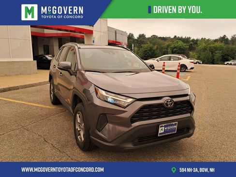 Used 2024 Toyota RAV4 XLE w/ Convenience Package AWD/4WD image 11