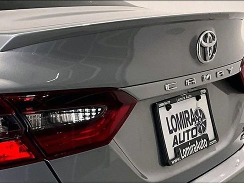 Used 2021 Toyota Camry SE AWD/4WD image 44